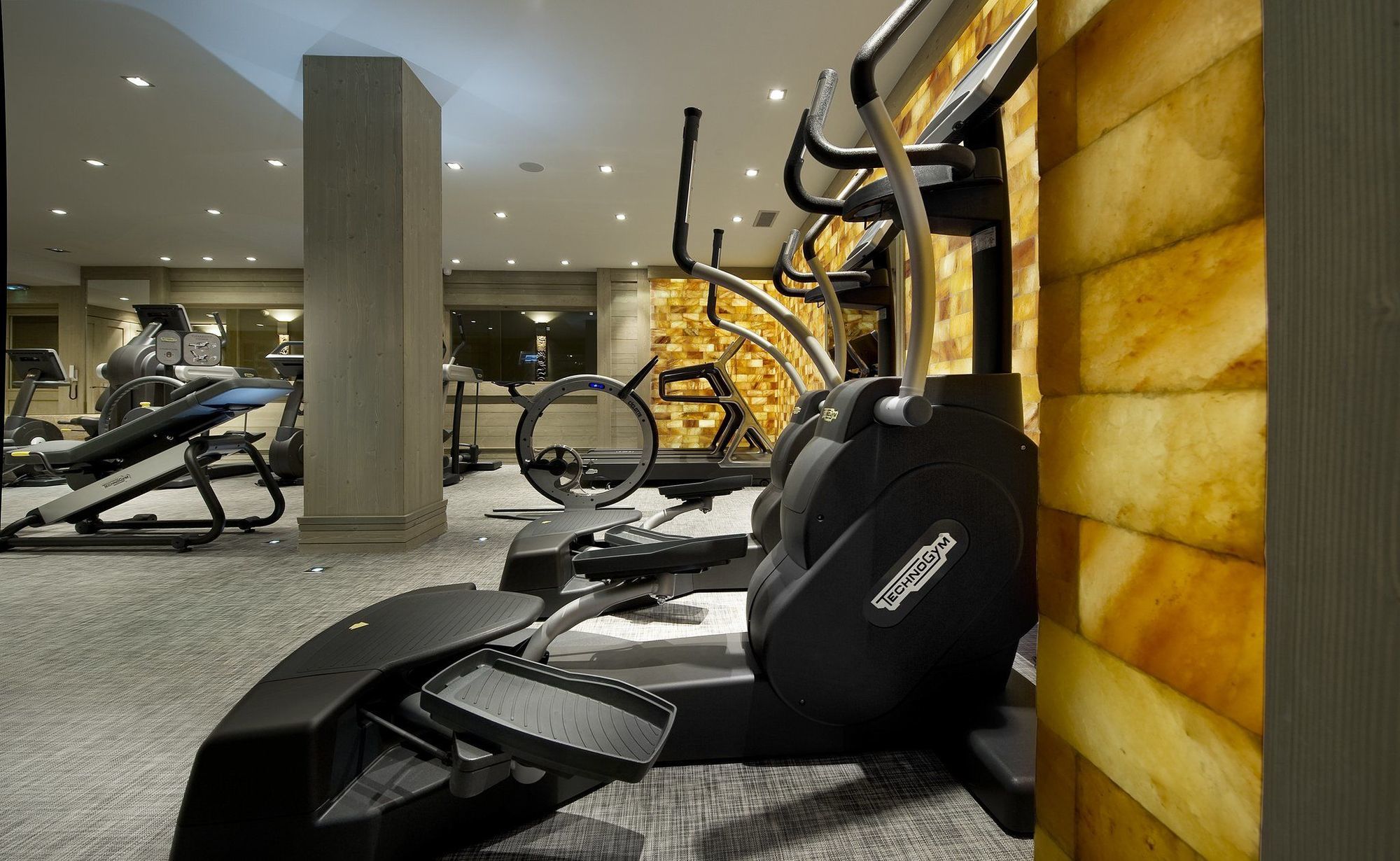 Hotel Le K2 Palace Courchevel Eksteriør billede